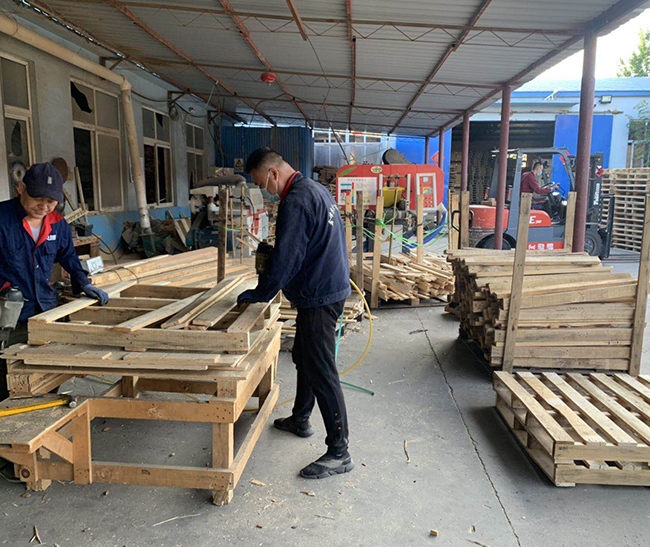 气体厂家订购木托盘加急生产中