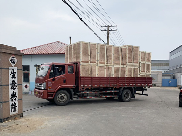  这次电器厂家订购我们青岛木包装箱产品是看中我们的木箱优势