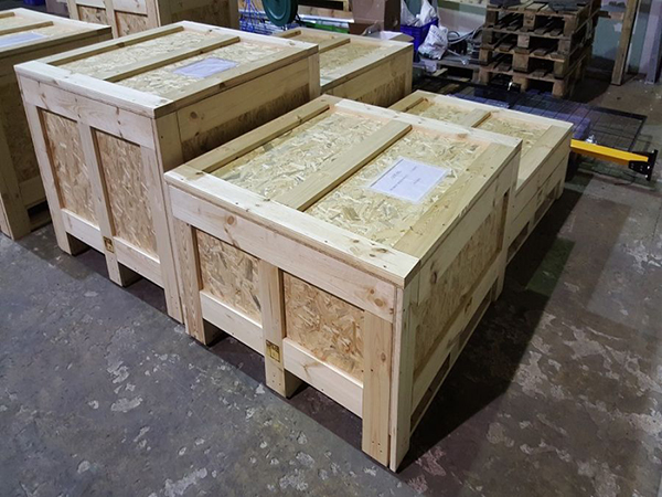 我们青岛木包装箱厂家发出使用多的是下面几种包装箱。