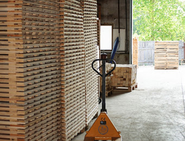 青岛鑫峰木器完成海尔厂家木托盘产品订单