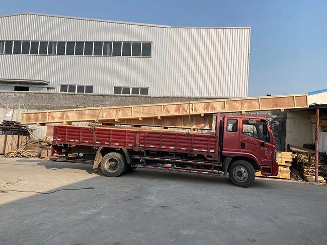 免熏蒸木包装箱发往电器公司